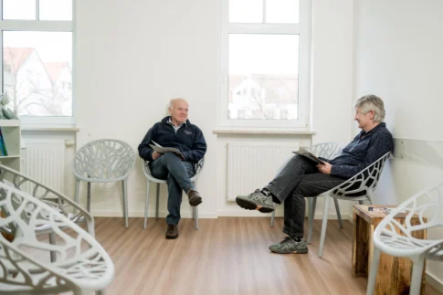HNO Lamontain Patienten im Wartezimmer